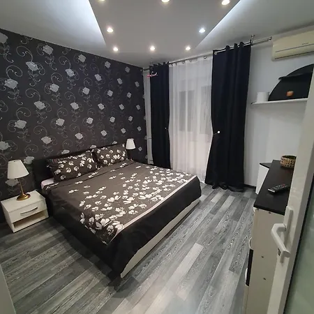 Lovely Urban Retreat Boekarest