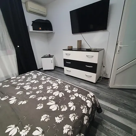 Apartament Lovely Urban Retreat